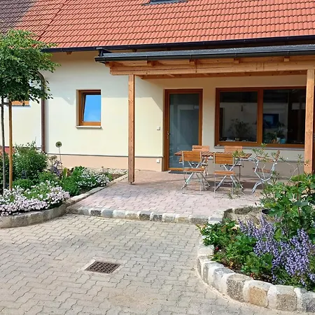 Gaestezimmer Familie Fries Quarto em Acomodações Particulares
