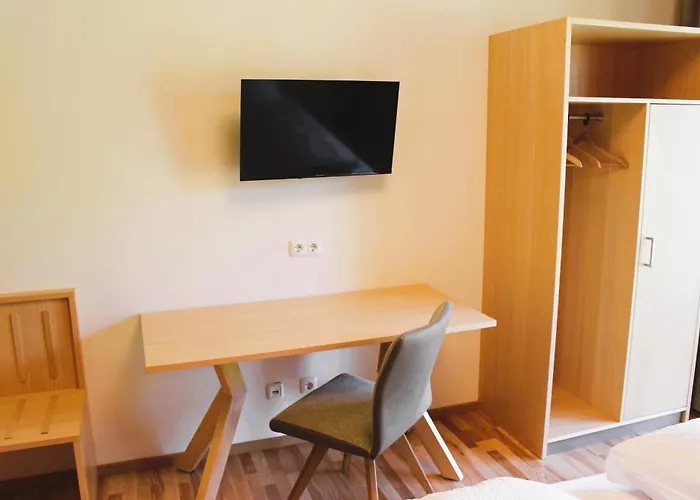 Gaestezimmer Familie Fries Habitación en casa particular