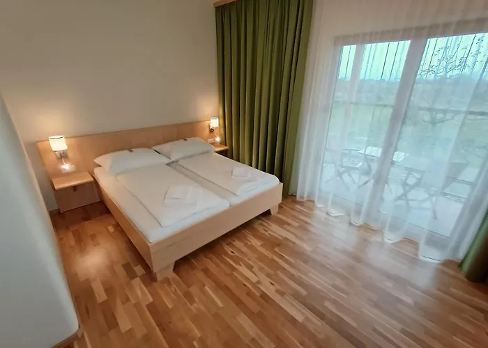 Gaestezimmer Familie Fries Habitación en casa particular